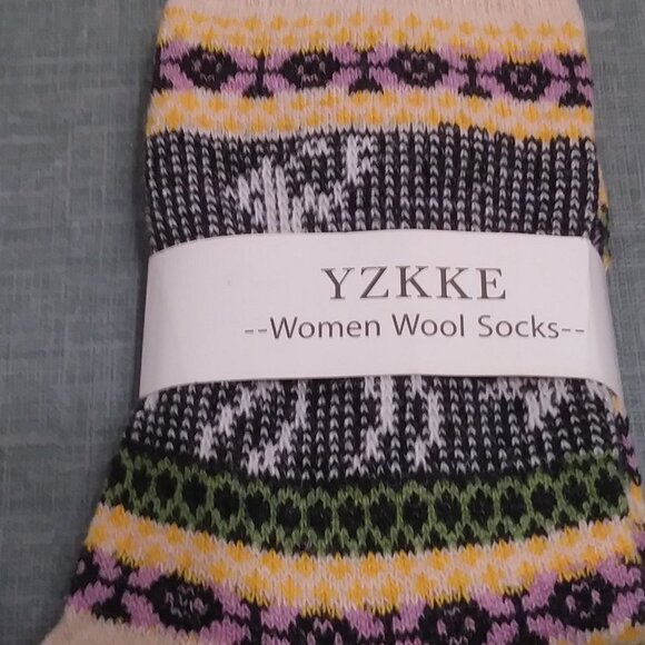 YZKKE Women's Wool Socks - Picture 6 of 7